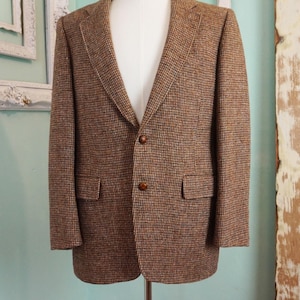Harris Tweed Wool Jacket / Scottish Woven / Vintage Men Sz M Preppy Blazer