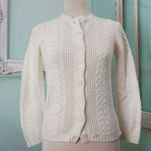 Ivory White Acrylic Womens Cardigan / Vintage Boho Sweater