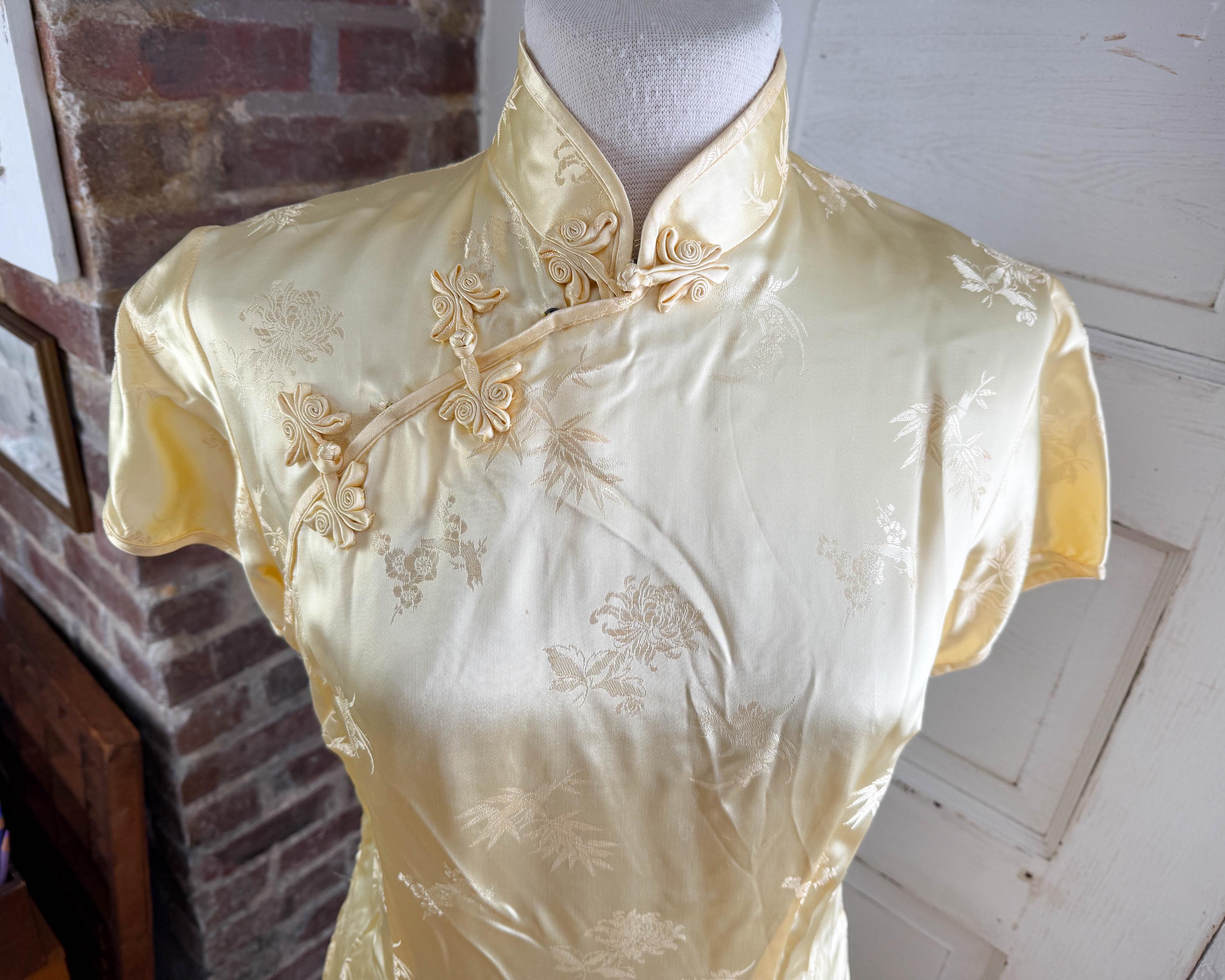 sachin and babi light blue dress YIHANSS Red High-slit Brocade Gold Embroidery Chinese India