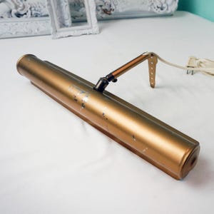 Brassy Metal Picture Gallery Display or Piano Lamp / Vintage Traditional Decor / Directional Lighting Up Light