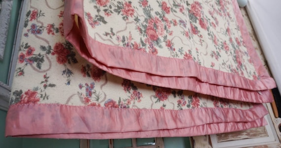 Acrylic blanket with satin binding sale