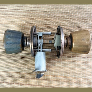 Rose Gold Hammered Metal Door Knob with Key / Solid Brass Exterior Locking Handle Set / Vintage 70 Hardware Weiser Carriage House