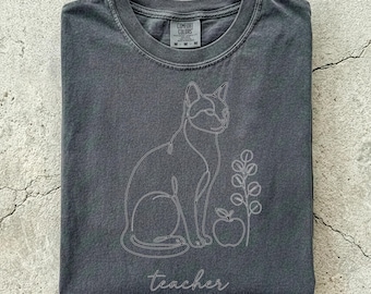 Back to school, book lover gift, cat shirt, calico cat, siamese cat, librarian shirt, tortie cat shirt, gifts for writers, Comfort Colors