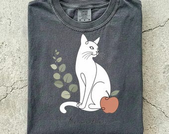 Back to school, book lover gift, cat shirt, calico cat, siamese cat, typewriter, tortie cat, tortoiseshell cat, teacher gift, Comfort Colors