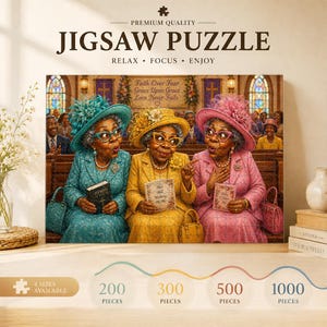 Op de afbeelding: Een legpuzzel met drie oudere personen in kerkkleding, met hoeden en brillen, die boeken vasthouden. De achtergrond toont een kerkinterieur met glas-in-loodramen en de tekst Faith Over Fear, Grace Upon Grace, Love Never Fails.