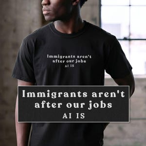 Camiseta bordada anti-IA | Camiseta para programadores e engenheiros de software | Camiseta política pró-imigração unissex em cores confortáveis