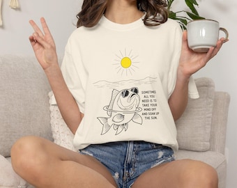 ビーチ好きへのギフトアイデア、夏休みシャツ、面白い魚のグラフィックTシャツ、日光浴Tシャツ、友達へのかわいいホリデープレゼント