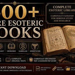 Peut inclure: Une collection numérique de plus de 400 livres ésotériques rares présentant un livre ancien ouvert avec des diagrammes, une bougie allumée et du texte incluant Alchemy, Astrology, Grimoires, Kabbalah, Hermeticism et 6GB+ de connaissances sur fond sombre.