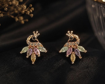 Pfau Kristall Ohrstecker, Goldvogel Ohrringe, bunter Stein Pfau Schmuck, elegante Statement Ohrstecker