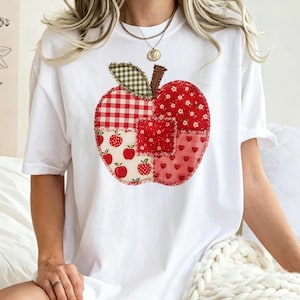 Patchwork Quilt Frayed Edge Apple Faux Appliqué Crew Neck Tee, White Farmhouse Teacher Back To School Oversized Casual  Short Sleeve T Shirt