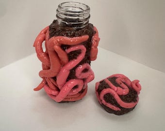 Ni siquiera quiero abrir esa caja de Pandora.