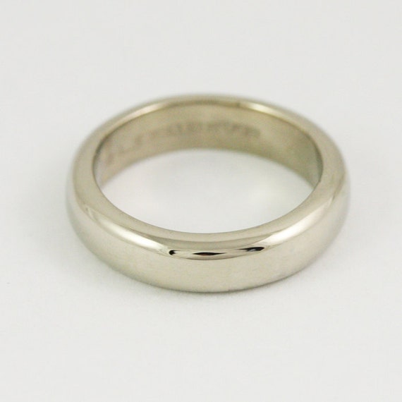 Mens 14K Yellow Gold 2.5mm Half Round Wedding Band Ring