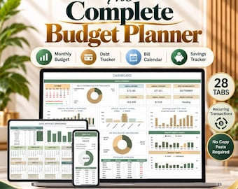 Op de afbeelding: Een digitale budgetplanner weergegeven op een laptop, tablet en smartphone. De interface bevat grafieken, kalenders en financiële gegevenstabellen. Tekst bevat The Complete Budget Planner, 28 Tabs en Smart Financial Planning.