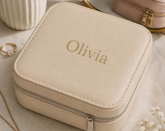 Personalized Travel Jewelry Case: Custom Name Organizer for Bridesmaids, Gifts
