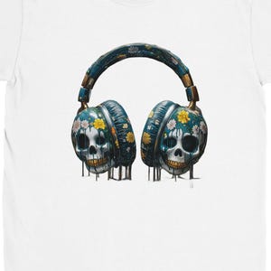 Camiseta con diseño de calavera y auriculares para DJ – Camiseta gráfica para festivales de música electrónica y rave – Ropa unisex de algodón