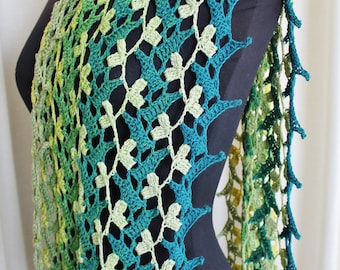 Crochet Pattern - Flowering Vines scarf.