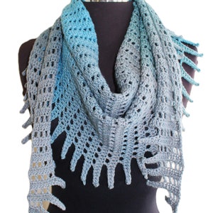 Crochet Pattern - Curling Fronds Shawl.