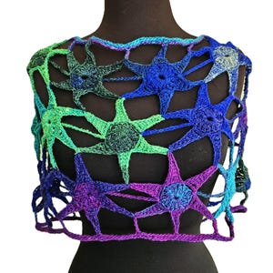 Crochet Pattern - Starry Cowl. Star motifs join as you go in strips