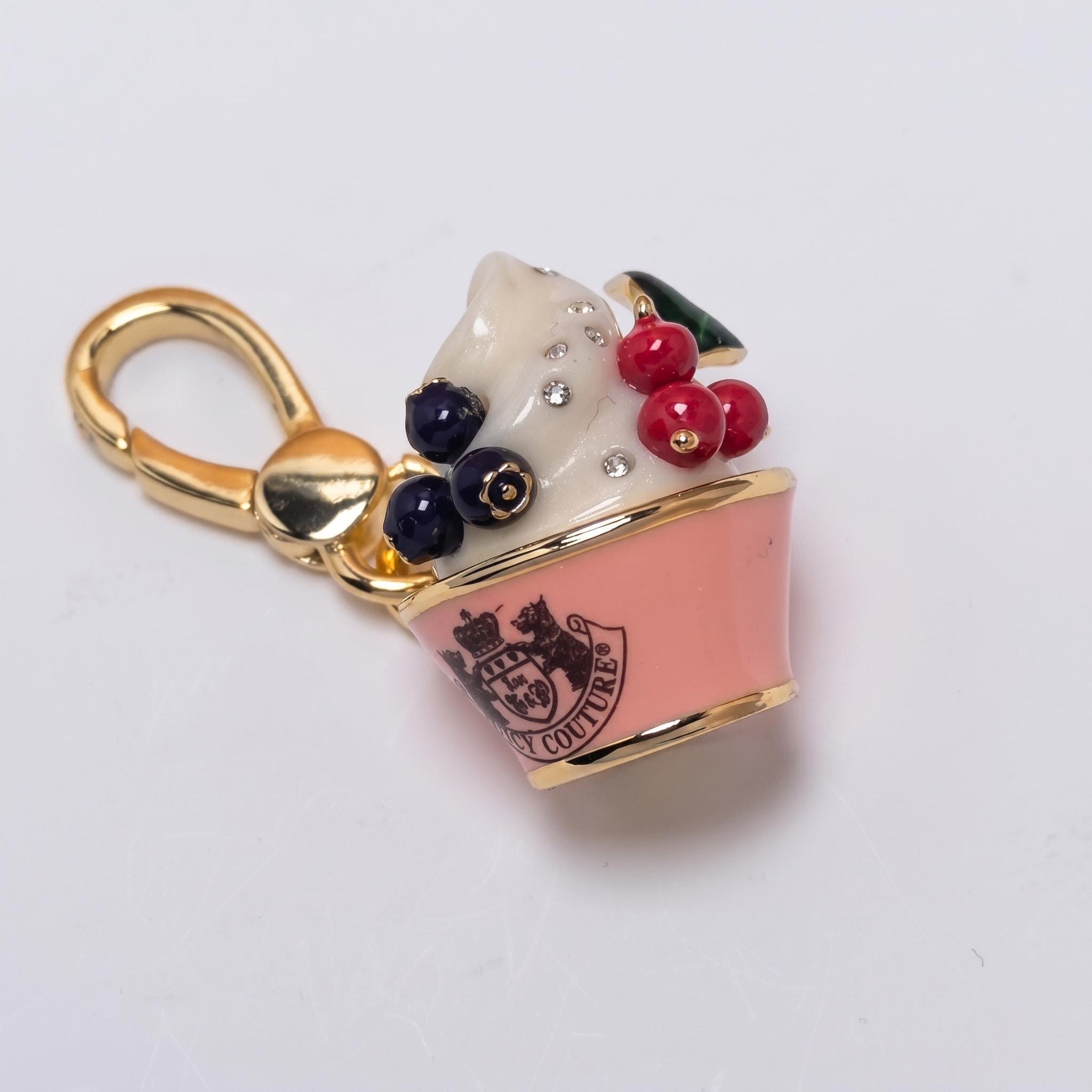 Juicy couture bag vintage - Etsy 日本