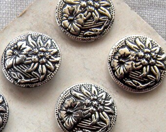 4 Antiqued Silver Buttons, Edelweiss Flower Pattern, Austria, 19 mm