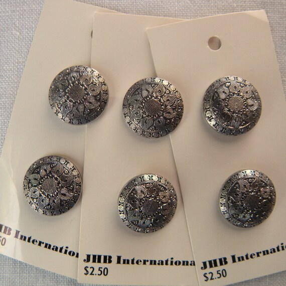 6 GORGEOUS JET BLACK VINTAGE STYLE COAT BUTTONS WITH FLOWER AND LEAF DESIGN 23mm