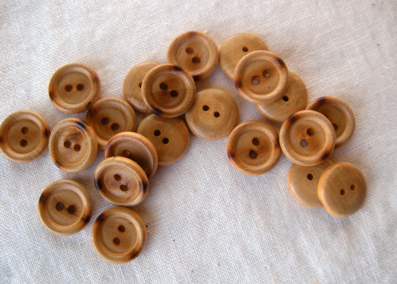 Toasted 7 Wooden Buttons Light Brown Color Blond Wood No Brand 19 mm Glossy Oak Stain Fat Round Rim Rustic