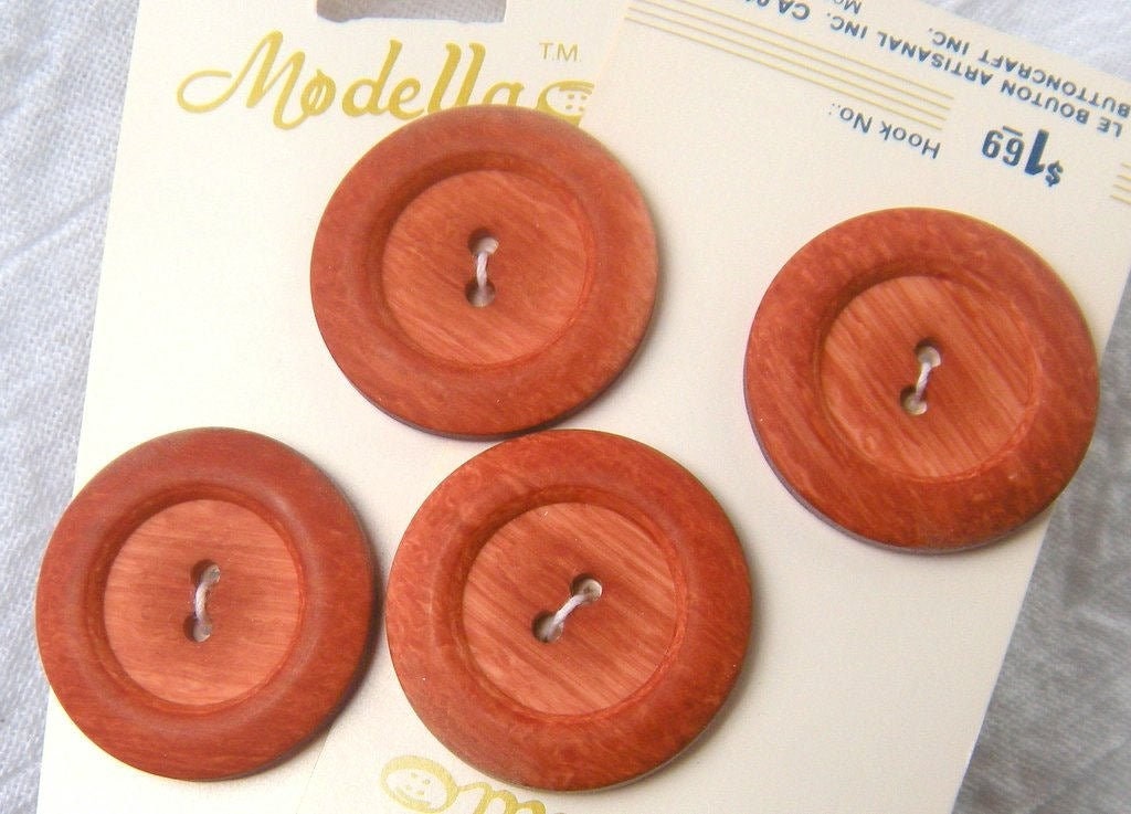 Toasted 7 Wooden Buttons Light Brown Color Blond Wood No Brand 19 mm Glossy Oak Stain Fat Round Rim Rustic