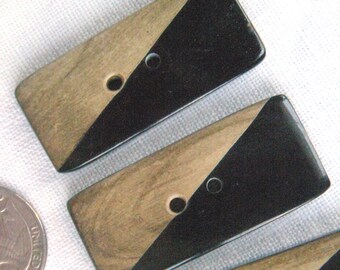 2 botones de palanca rectangulares grandes, 45 mm x 21 mm, negro brillante y marrón claro, colores divididos en diagonal, 2 orificios
