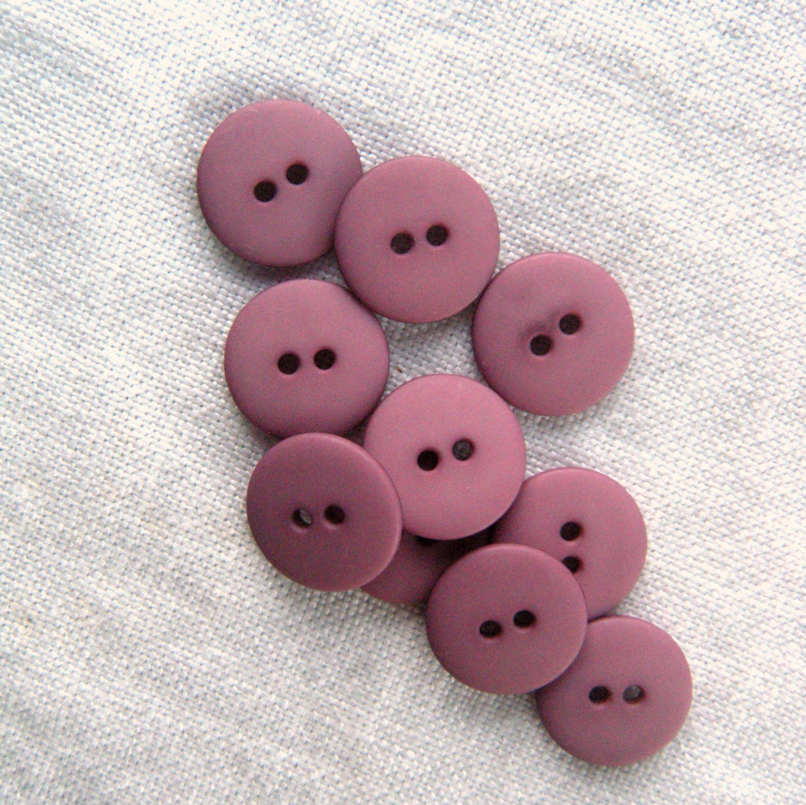 10 Solid Lilac Purple Buttons 15 mm Plain No Rim Matte Etsy