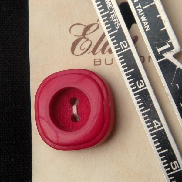 4 Purplish Red Buttons, 23 mm, Square with Rounded Corners, Deep Well, 2 holes, Glossy, Maroon,  Elan Brand, Made in Japan