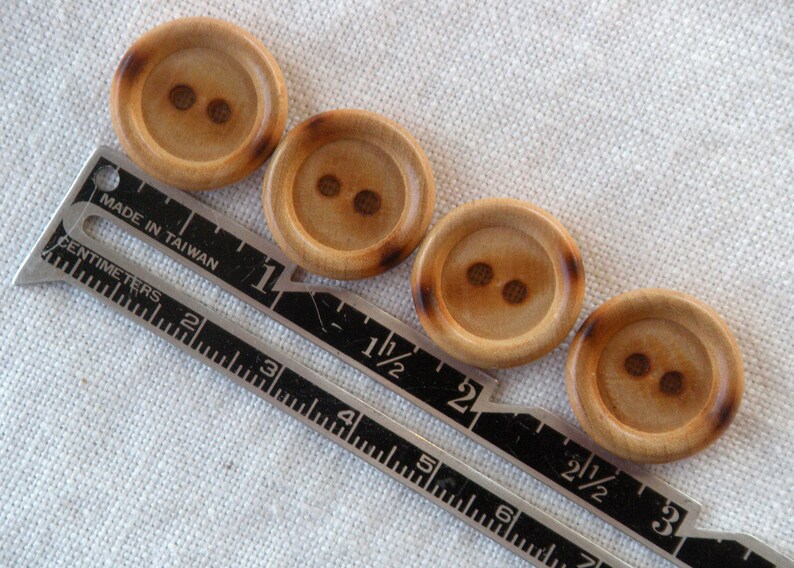 Toasted 7 Wooden Buttons Light Brown Color Blond Wood No Brand 19 mm Glossy Oak Stain Fat Round Rim Rustic
