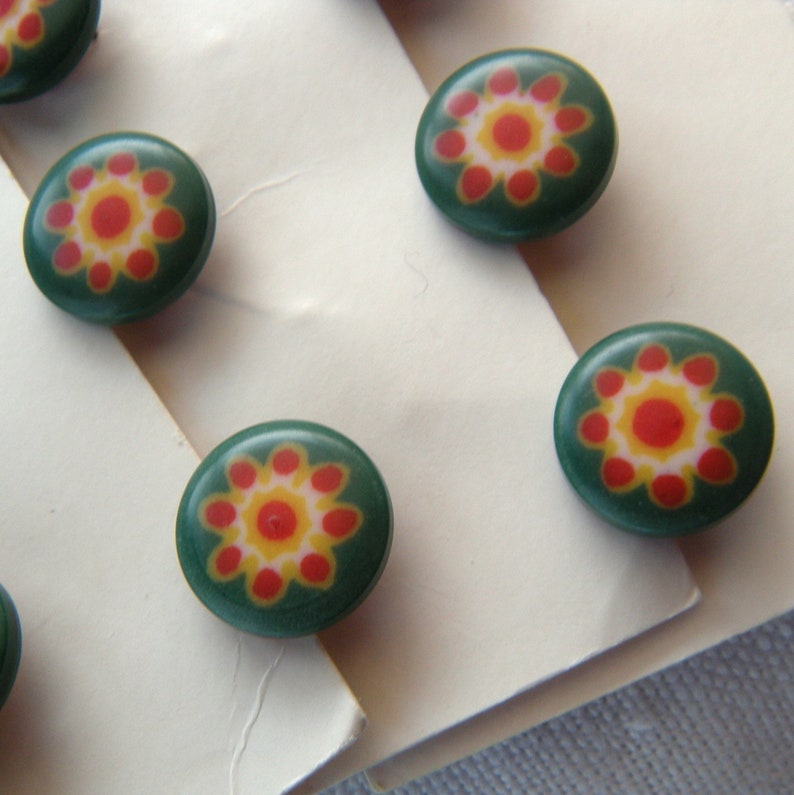 6 Small Flower Buttons, 13 mm, Green Background, Yellow and Red flower, Rounded Edges, Yellow and Red Self Shank, Streamline image 3