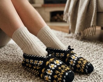 Pantuflas de lana tejidas a mano vintage de 32 años de antigüedad, auténticas zapatillas de casa turcas con estampado 37