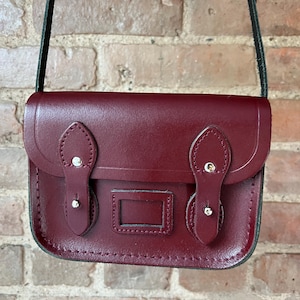Cambridge Satchel Co Burgundy Leather Crossbody Bag Structured Classic