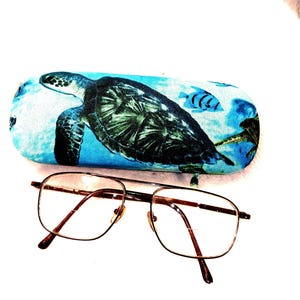 Adult unisex hard eyeglass case handmade with a SEA TURTLE theme/glasses cases/hard glasses case/health beauty/bags purses/ 2 STYLES