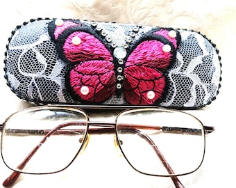 Handmade Lace Eyeglass Case: Fuchsia Butterfly, Rhinestone Embellished Fashion fancy unique designs proSEOhq optical accessori woman's