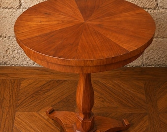 Biedermeier period side table in light wood – 19th century