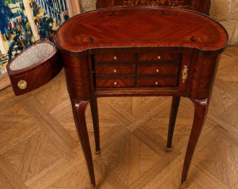 Lady's Marquetry Commode