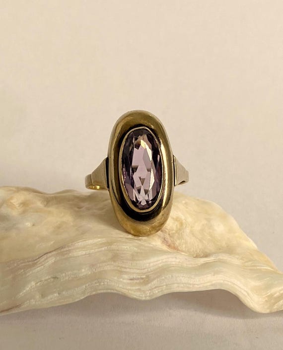 8 Karat Amethyst Vintage Gold Ring