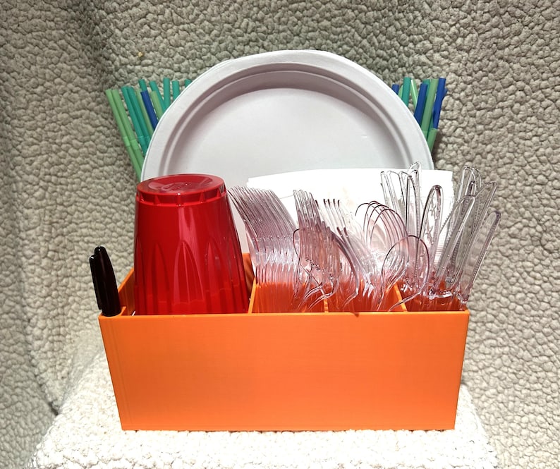 10 3/8" Disposable Paper Plate, Napkin, Utensils, Cups, Straw, and marker Holder image 1