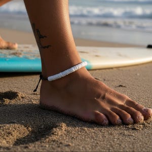 Cebu Puka Shell Anklet • ca. 0.31" (7–8 mm) Naturmuscheln • Adjustable Cotton Cord • Handmade Boho Beach Fußkettchen