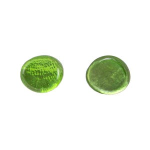 Lightweight natural shell studs in simple round design