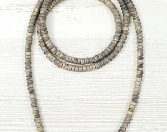 Mask Necklace made of wooden beads 75cm / 3003-1034