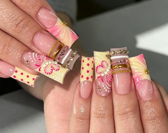 Cream Yellow Polka Dot Press on Nails, Pink Hand Drawn Flower Long Taper Square Fake Nails Gold Chain Rhinestone Nude Reusable Glue On Nails