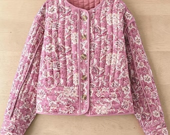 Chaqueta acolchada rosa con estampado floral – Abrigo ligero acolchado de estilo vintage – Chaqueta abotonada de estilo cottagecore para mujer