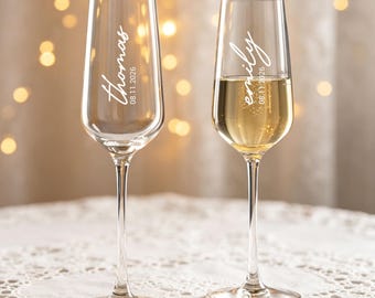 Personalized Champagne Flutes for Wedding – Engraved Glasses for Bride and Groom, Custom Names & Date, Wedding Toast Glasses