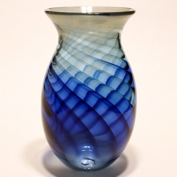 Hand Blown-Ombre Swirl-Glass Vase