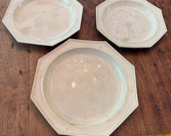 Antique French Creil et Montereau Nesting Platters – Octagonal 'Perles' Beaded Rim (19th Century)
