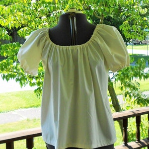Peasant Blouse Short Sleeve / Renaissance Chemise / Pirate Shirt / Wench / St Pauli Girl Shirt / Renaissance style peasant blouse costume