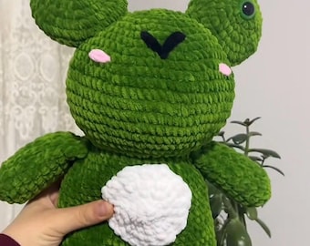 手作りのカエルのぬいぐるみ